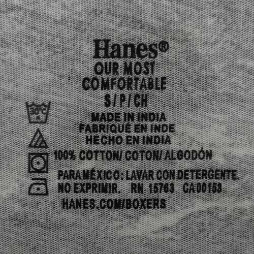 Tagless pad printing on neck label of T shirt